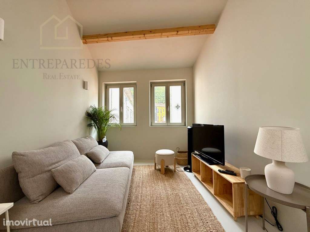 Moradia T2 no Largo do Adro, próxima ao Rio Douro, para comprar no ... - Grande imagem: 4/26