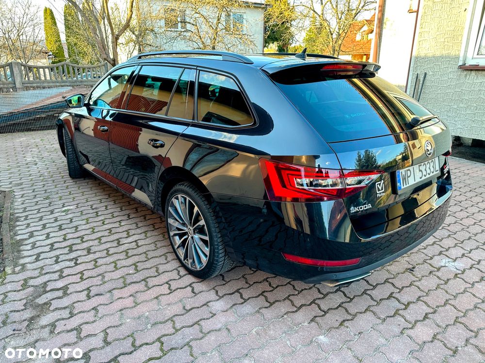 Skoda Superb 2.0 TSI 4x4 Sportline DSG - 2