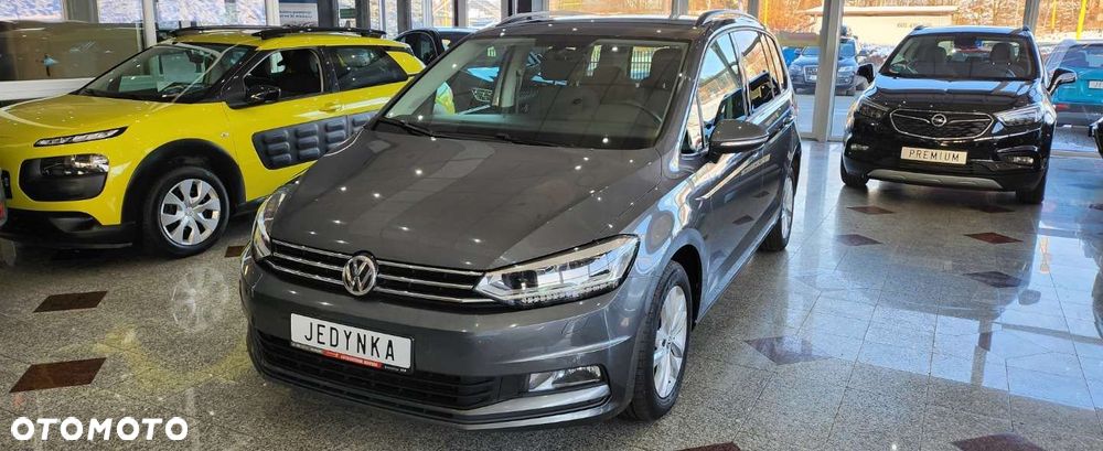 Volkswagen Touran - 13