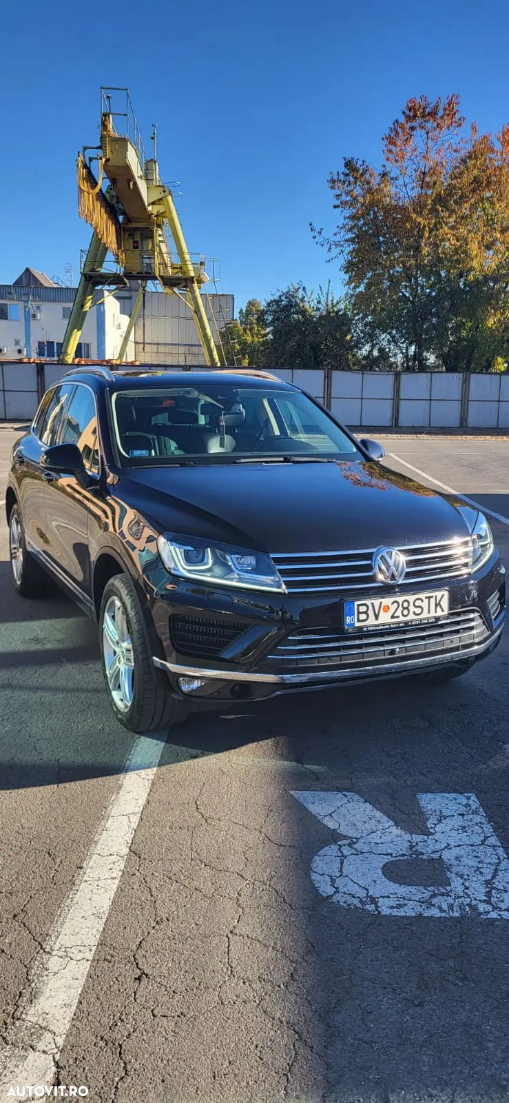 Volkswagen Touareg - 2