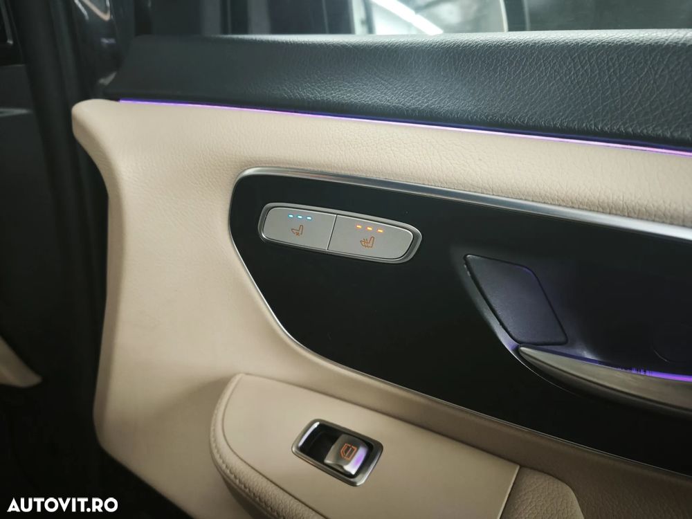 Mercedes-Benz V 300 d Extralang 4Matic 9G-TRONIC Exclusive - 14