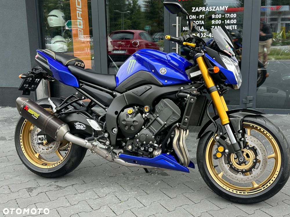 Yamaha FZ8 - 1