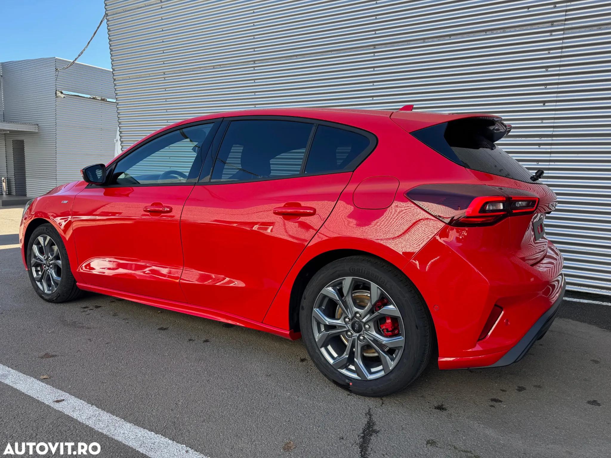 Ford Focus 1.0 EcoBoost MHEV ST-Line X - 11