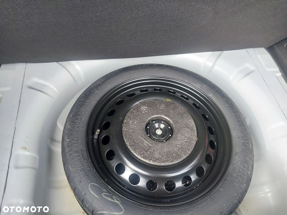 Ford Focus 1.5 EcoBlue Start-Stopp-System ST-LINE - 9