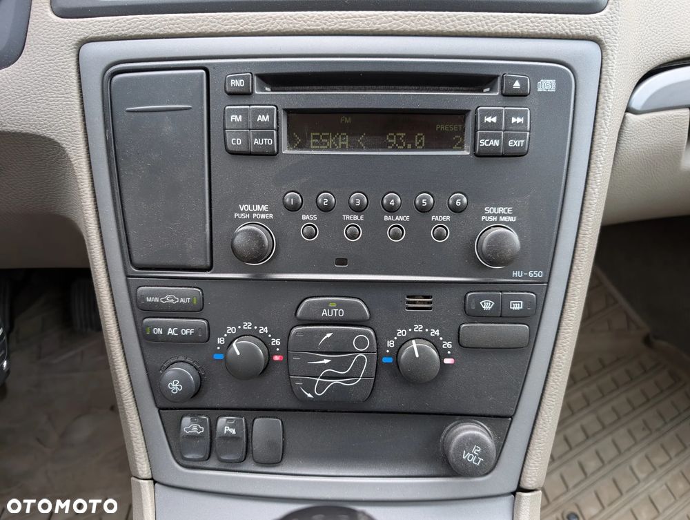 Volvo S60 2.4D Momentum - 27