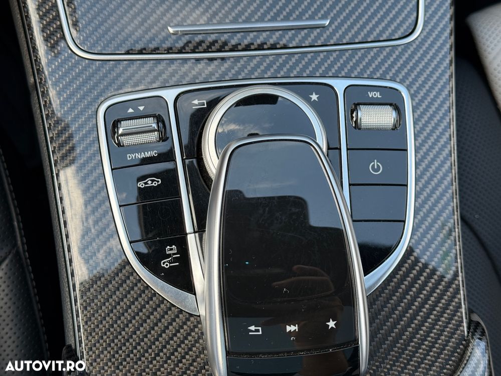 Mercedes-Benz C - 17