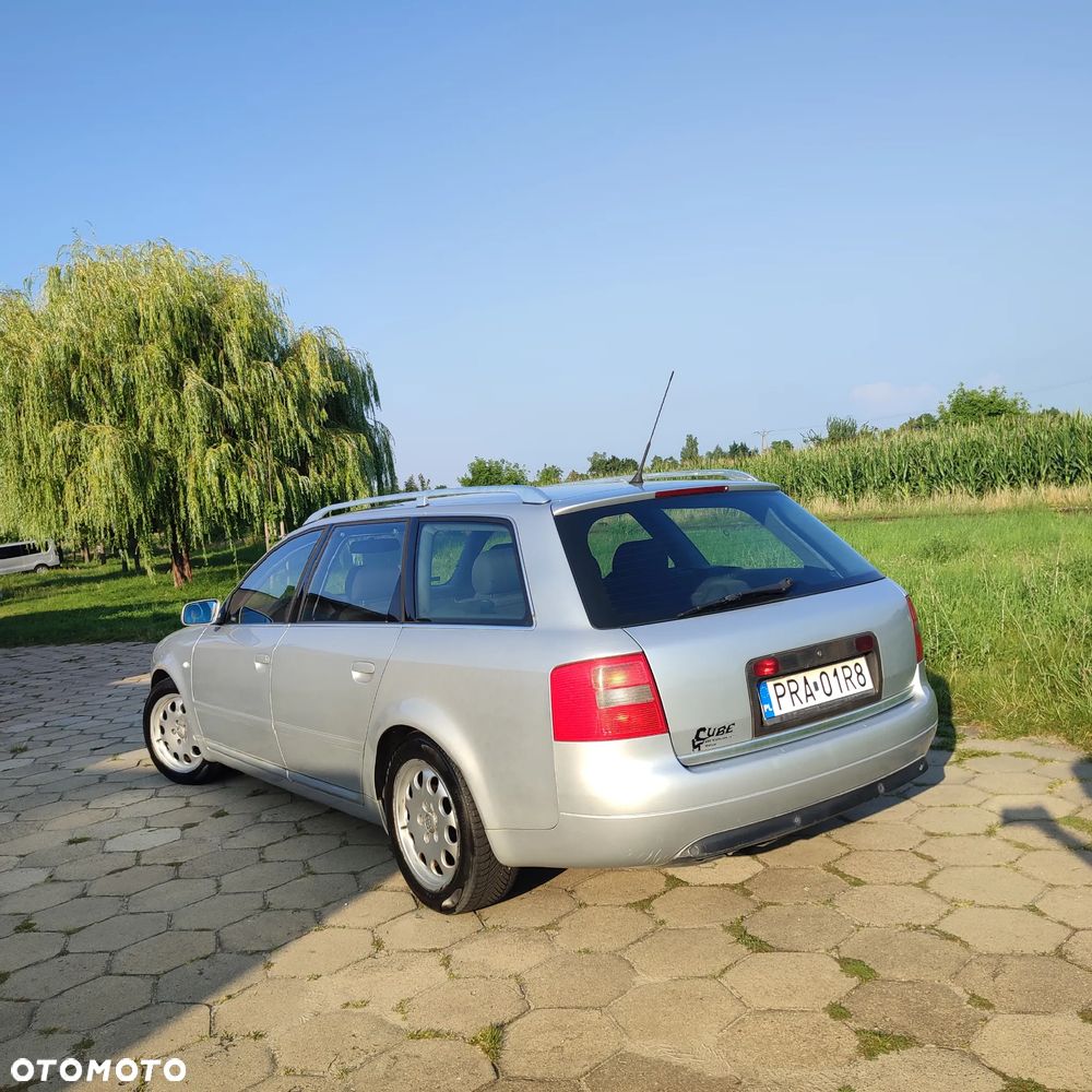 Audi A6 Avant 1.8T - 4