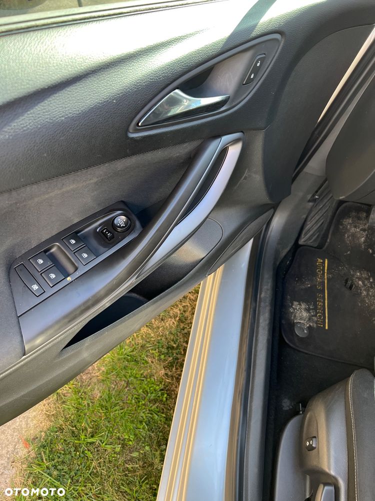 Opel Astra - 9