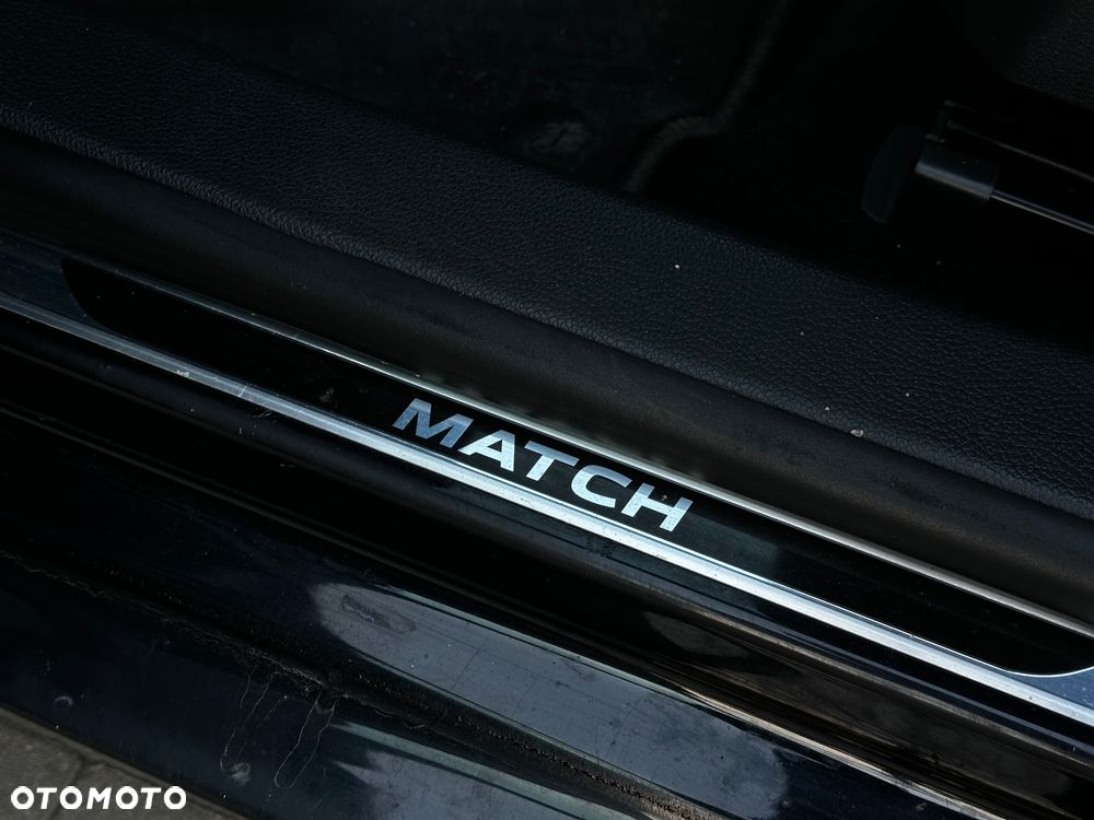 Volkswagen Golf 1.6 TDI Comfortline DSG - 16