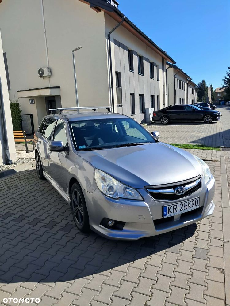 Subaru Legacy - 18