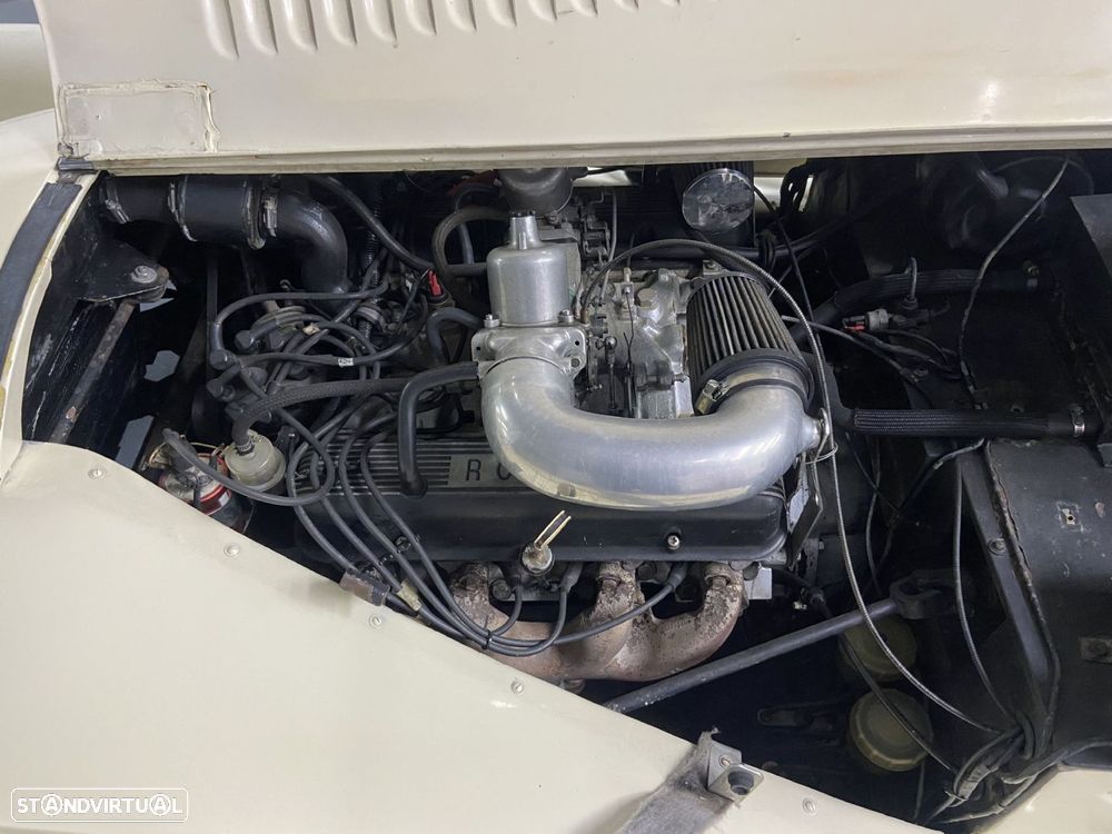Morgan Plus 8 - 13