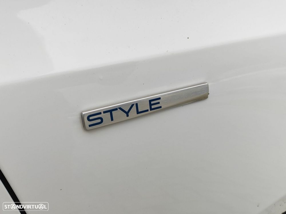 Peugeot 308 1.5 BlueHDi Style - 11