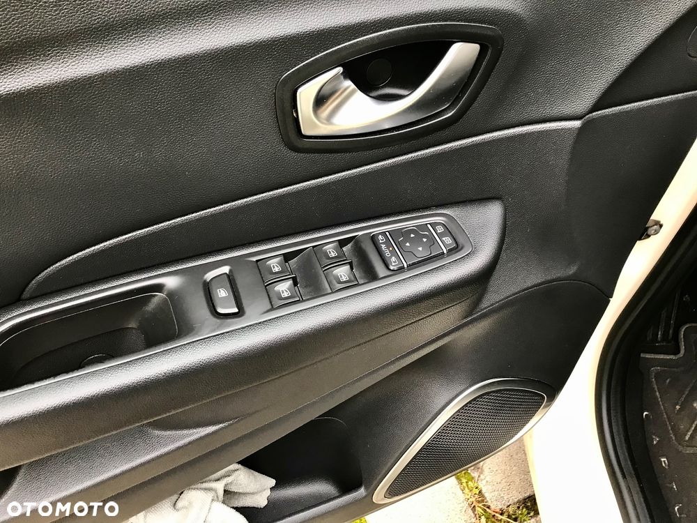 Renault Captur - 22