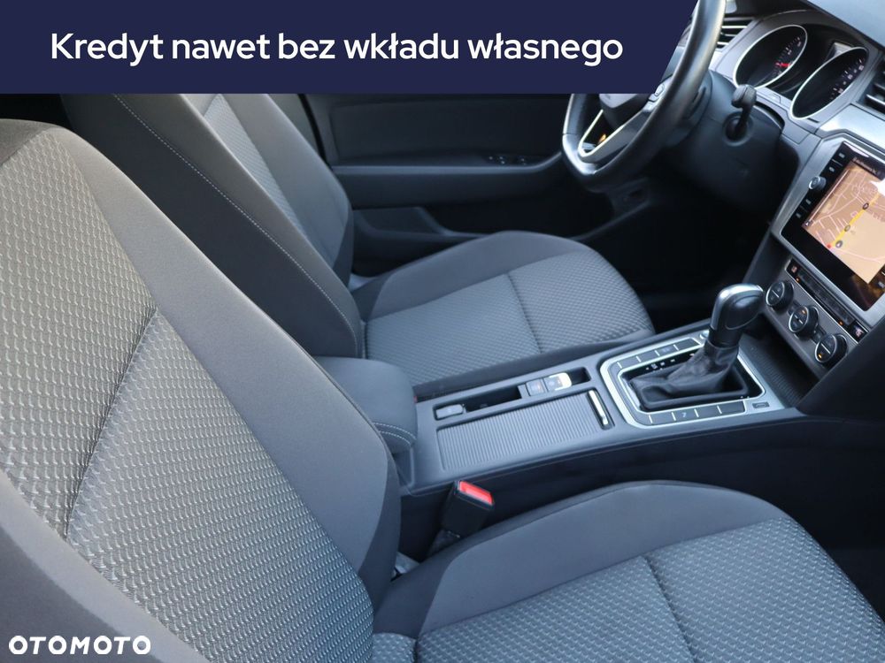 Volkswagen Passat Variant - 11