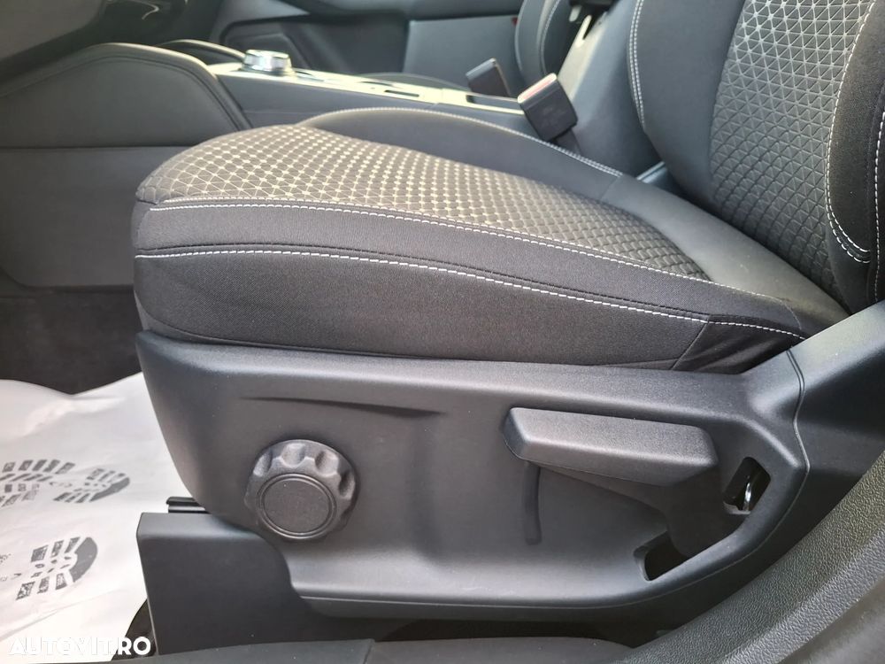 Ford Kuga 1.5 EcoBoost A8 FWD Titanium - 13