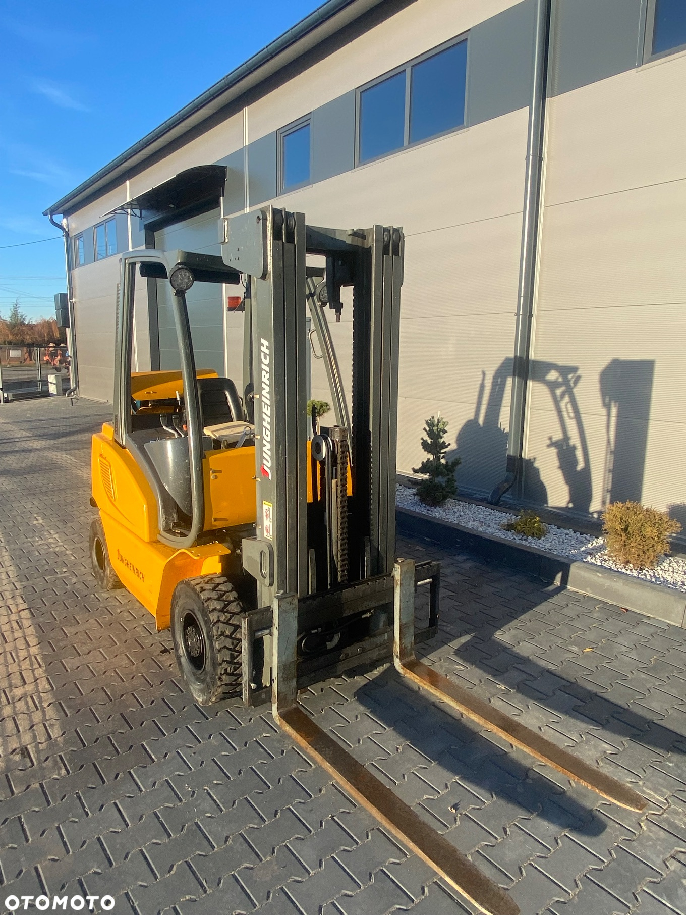 Jungheinrich TFG 25 BK - 3