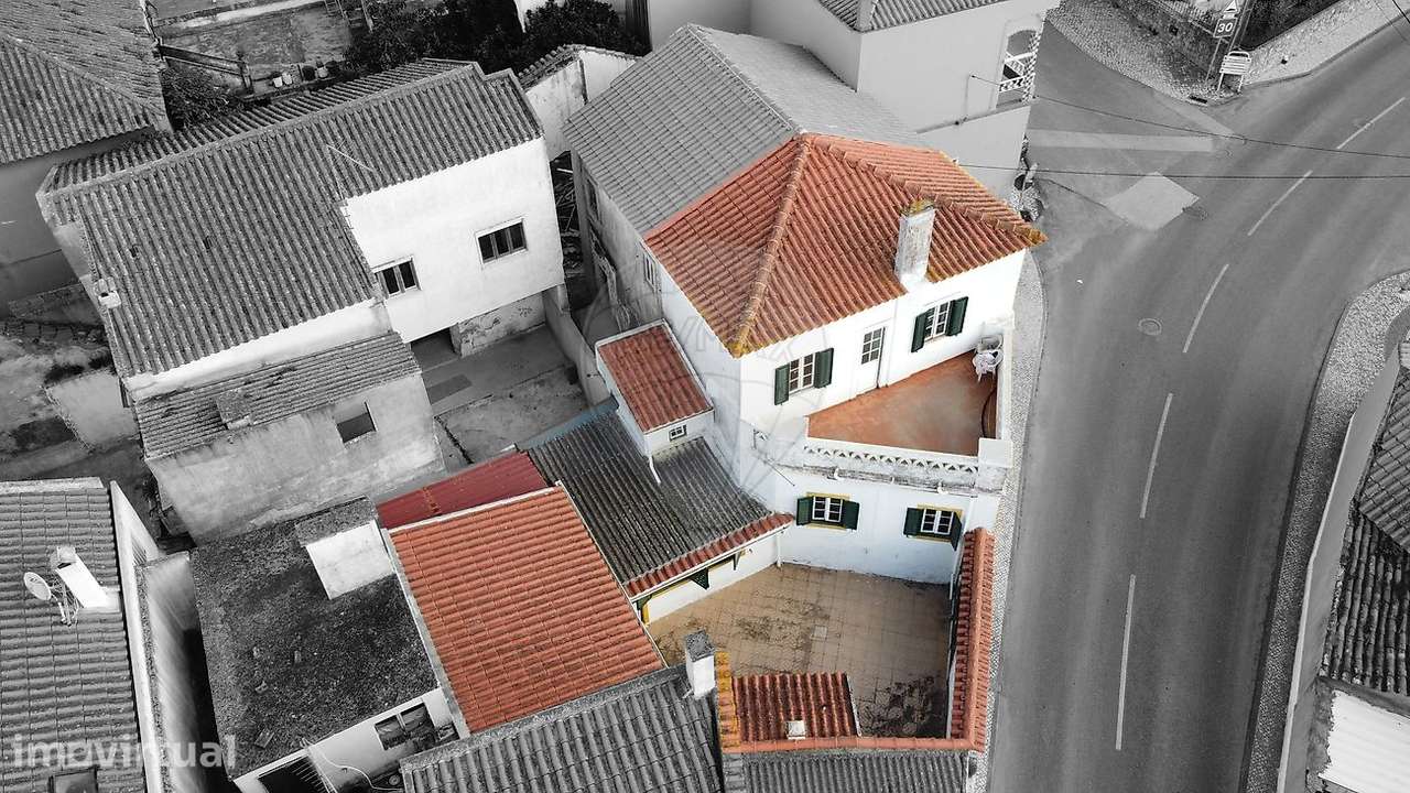 Moradia T2 para venda - Grande imagem: 2/46