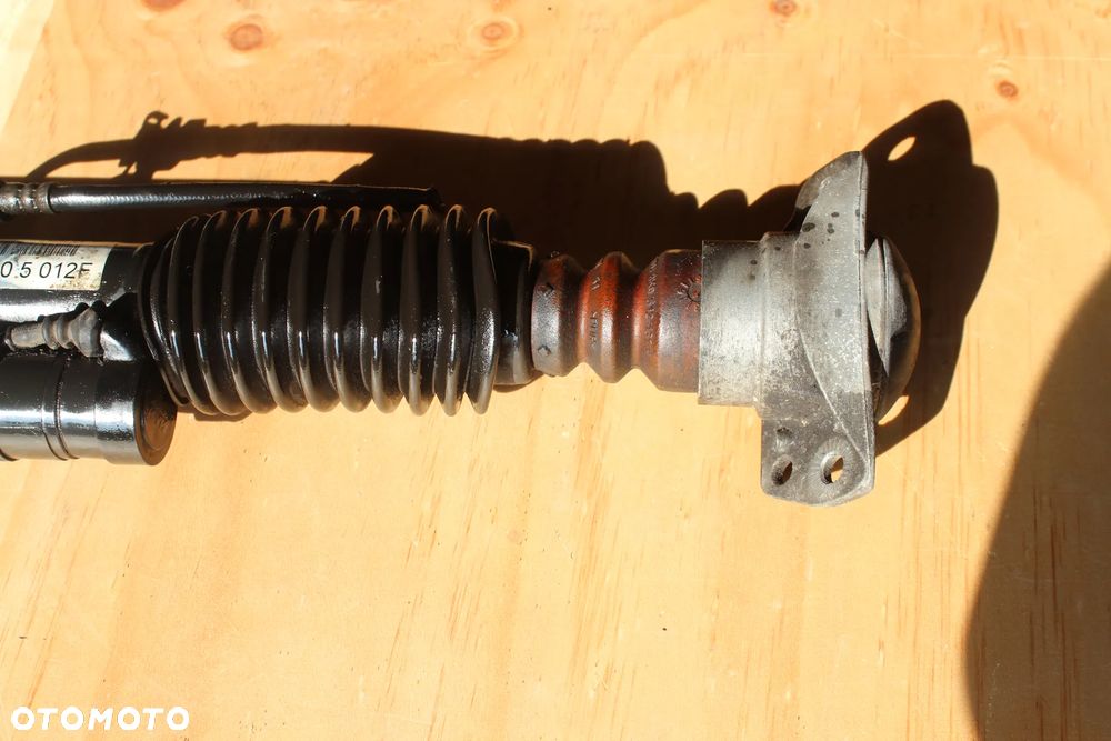 AMORTYZATOR TYLNY PRAWY AUDI RS6 RS7 4G0512020B 2016 - 7