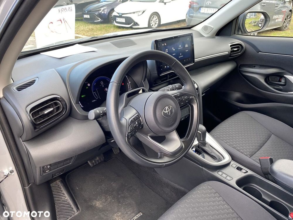 Toyota Yaris Cross Hybrid 1.5 Comfort - 28