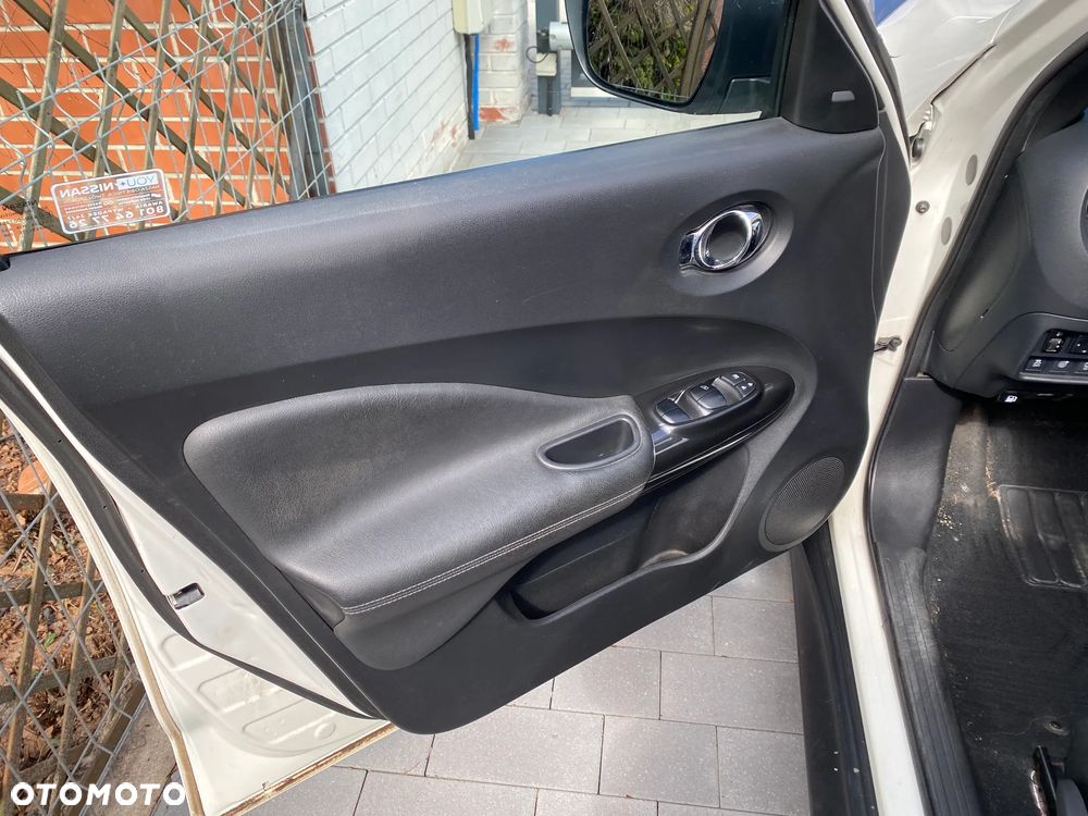 Nissan Juke 1.6 N-Connecta Xtronic - 14