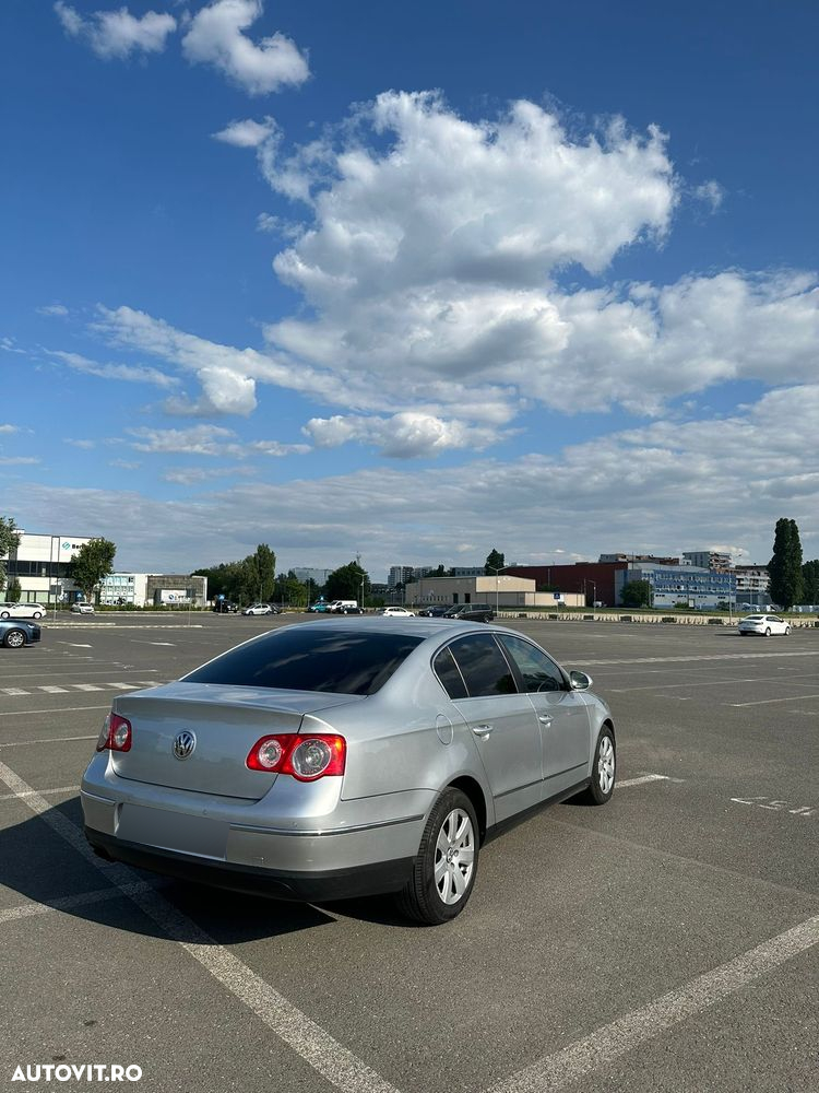 Volkswagen Passat Variant 2.0 TDI Highline DPF - 15