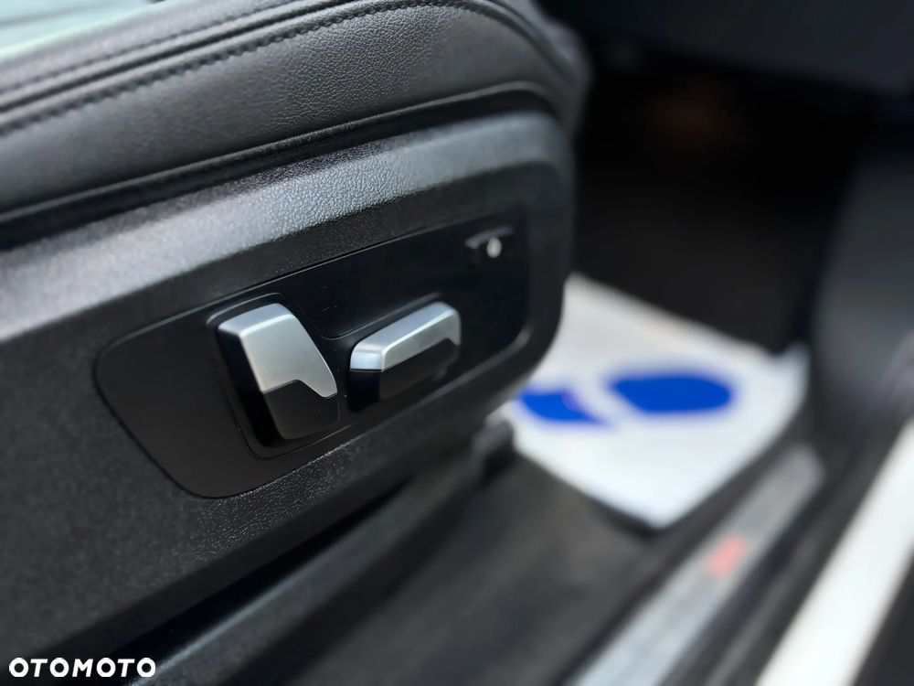 BMW X5 xDrive25d xLine - 13