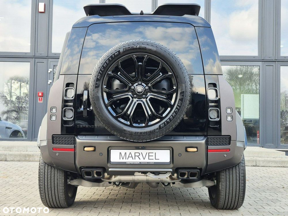 Land Rover Defender - 18