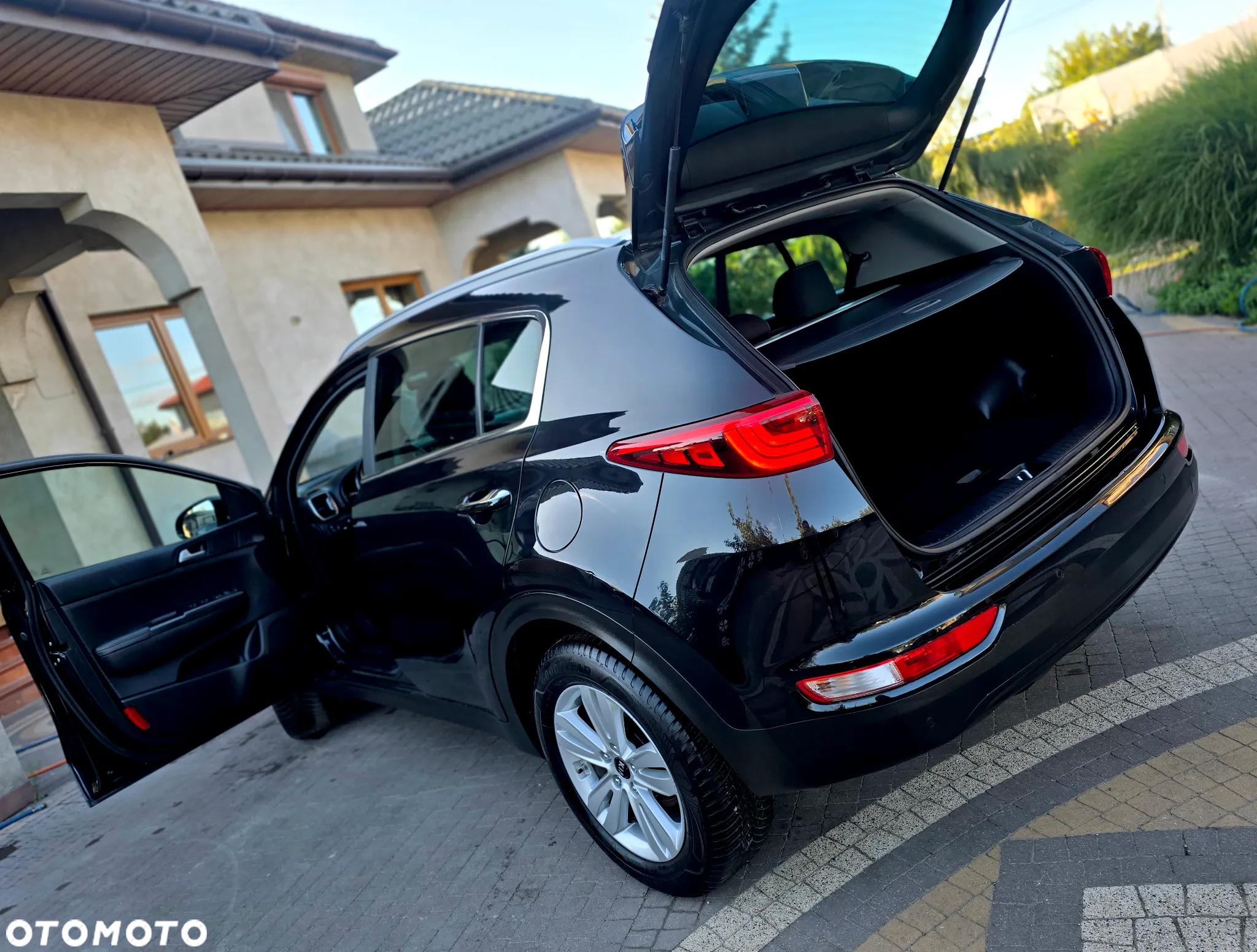 Kia Sportage - 11