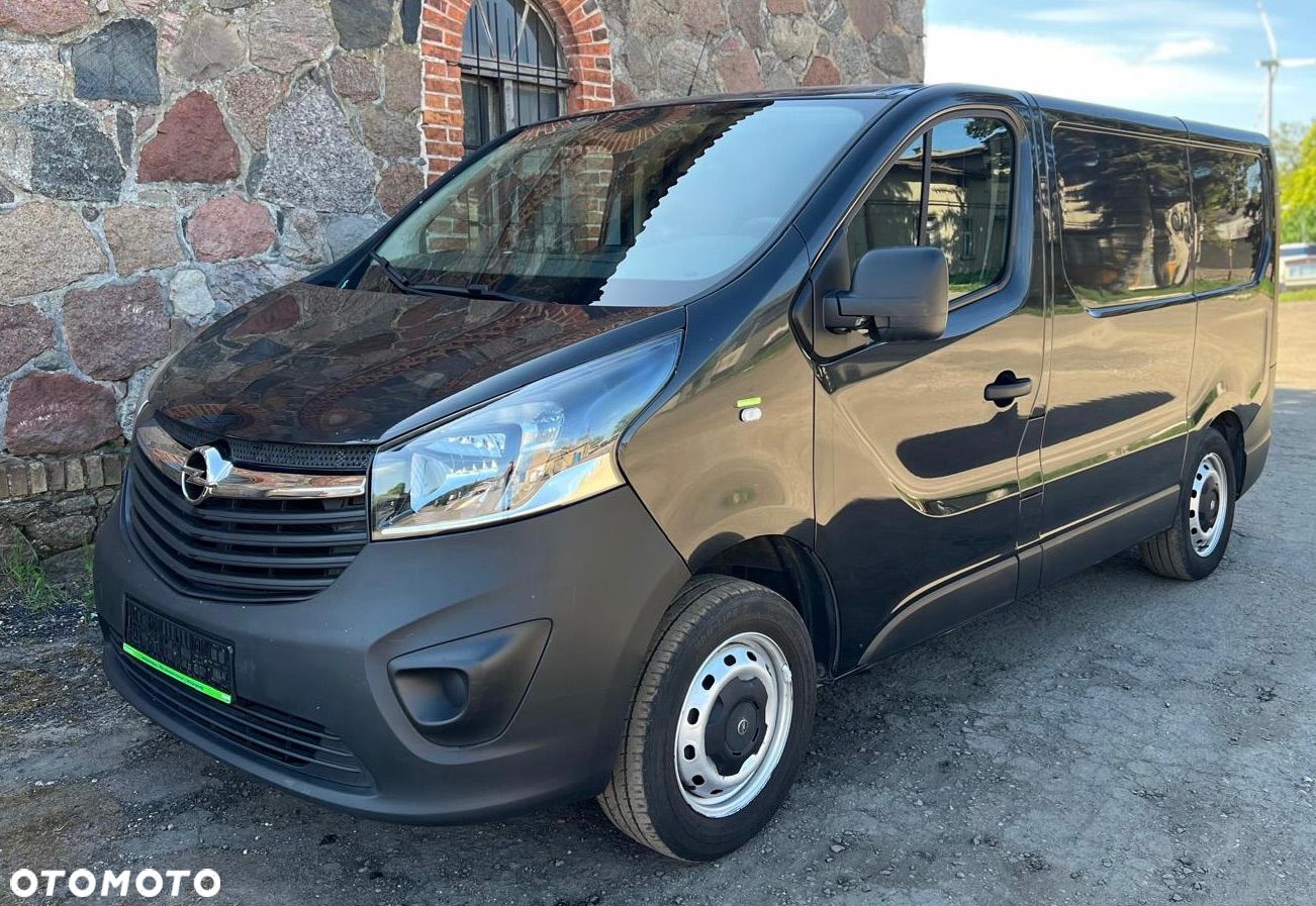 Opel Vivaro - 1