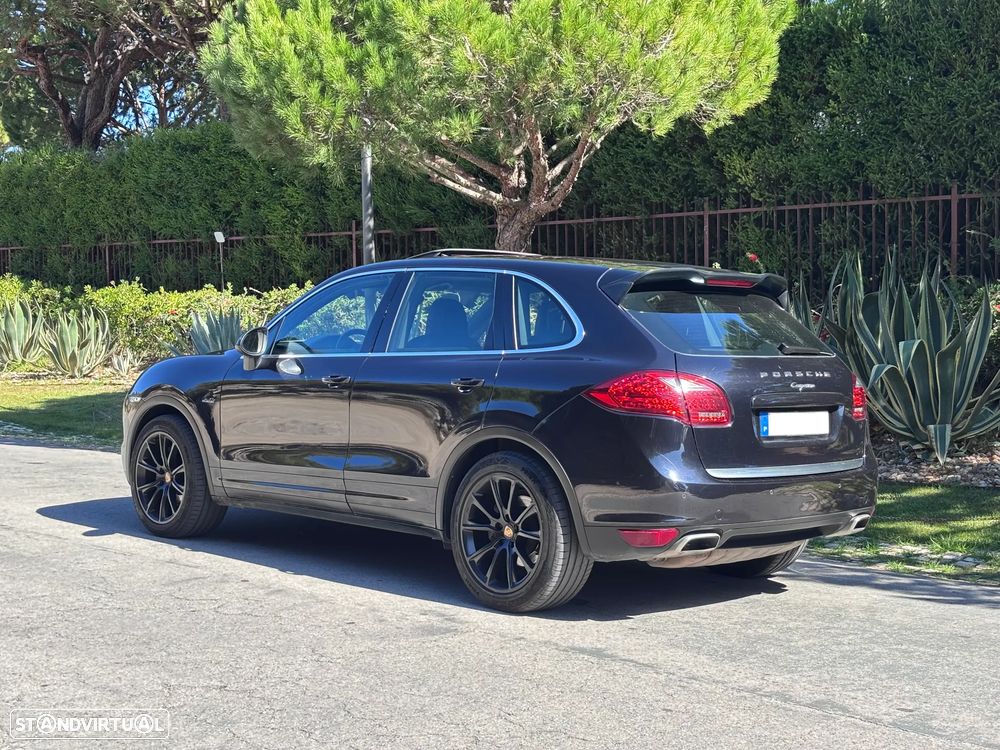 Porsche Cayenne 3.0 V6 - 4