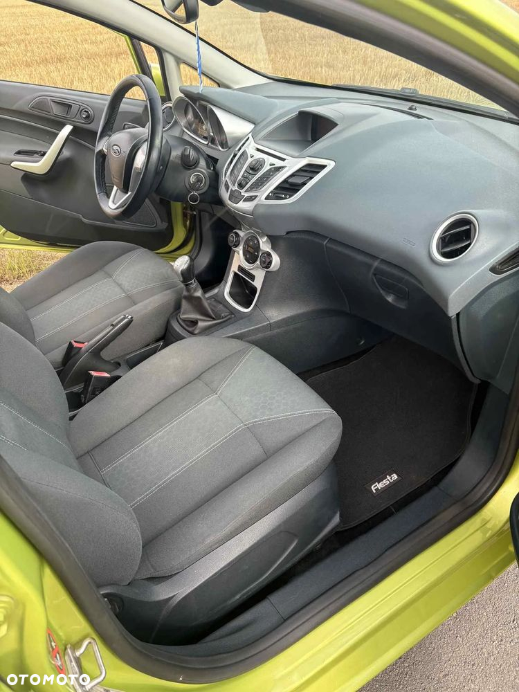 Ford Fiesta 1.4 Titanium - 6