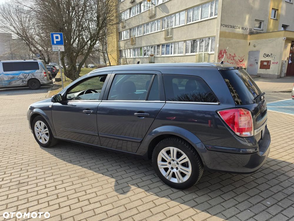 Opel Astra 1.6 Innovation - 6