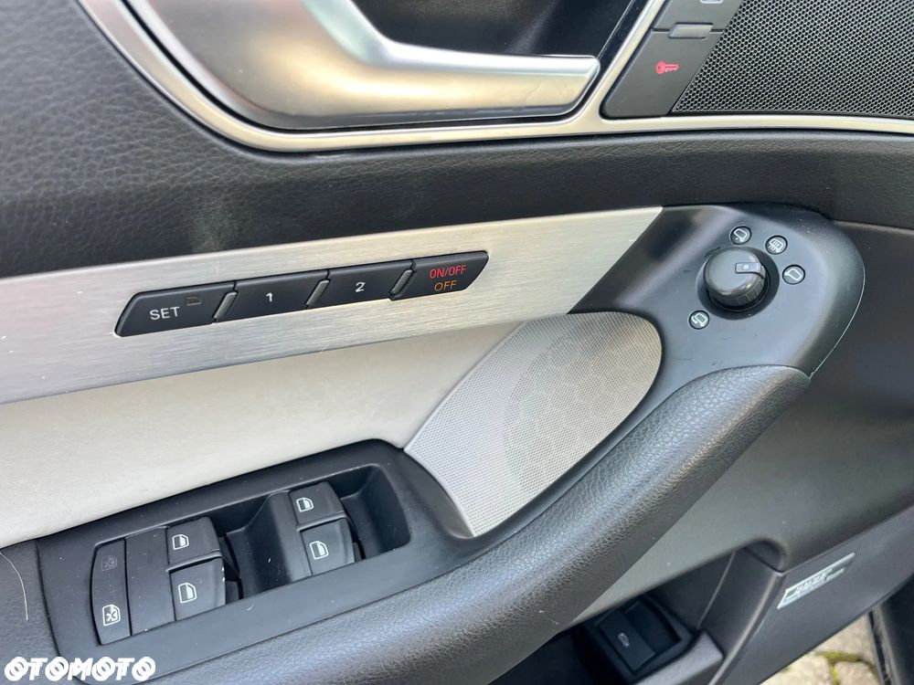 Audi A6 Limousine 3.2 FSI Quattro Tiptronic - 27