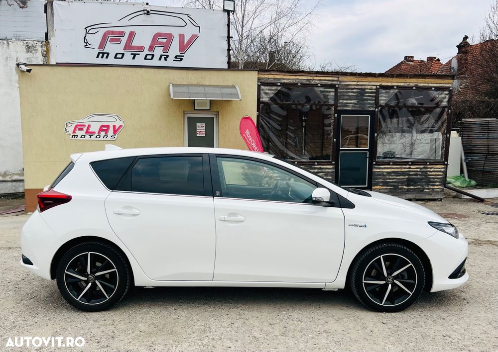 Toyota Auris 1.8 L VVT-i Sol+ - 25