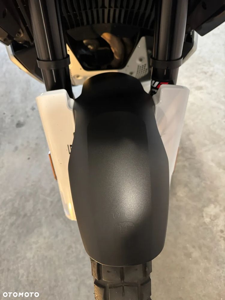 Husqvarna Norden - 21