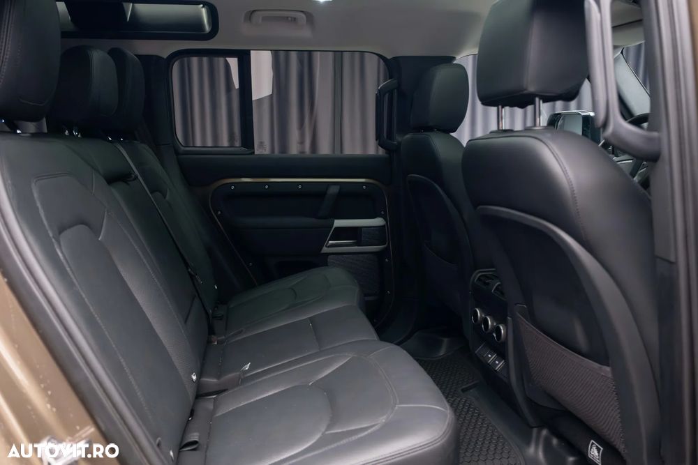 Land Rover Defender - 15