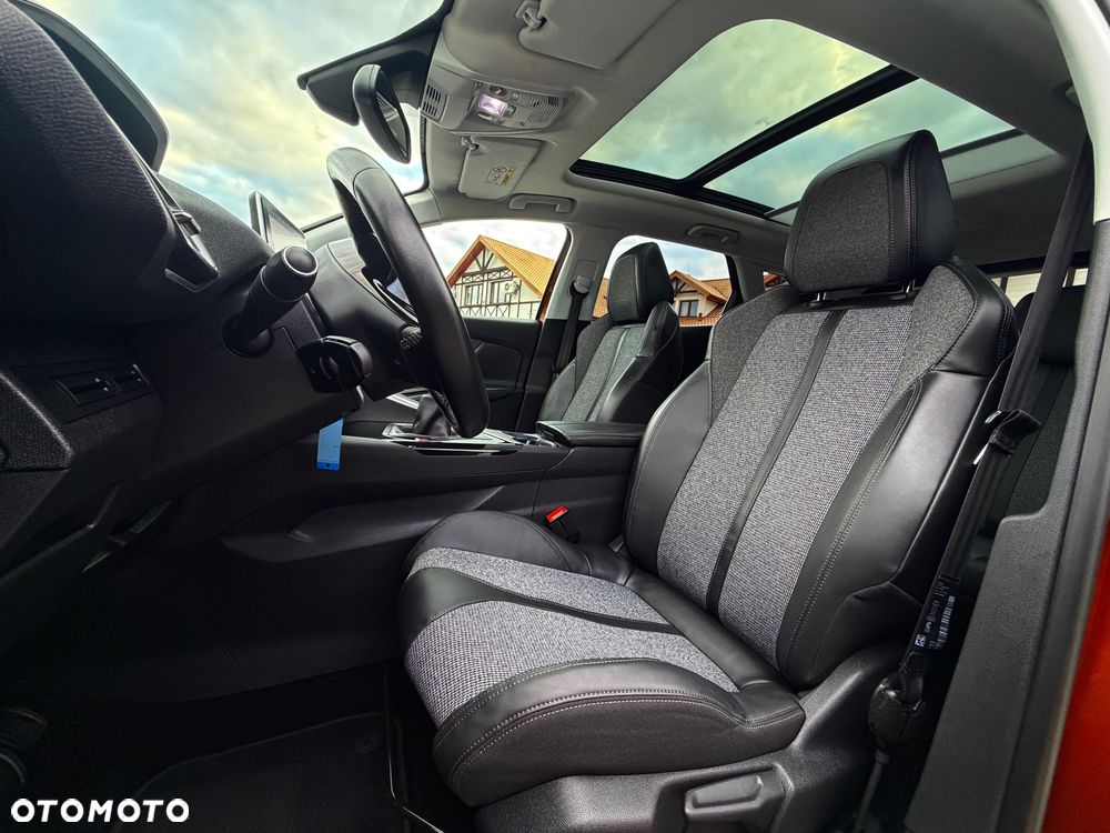 Peugeot 3008 PureTech 130 Stop & Start GPF Allure - 36