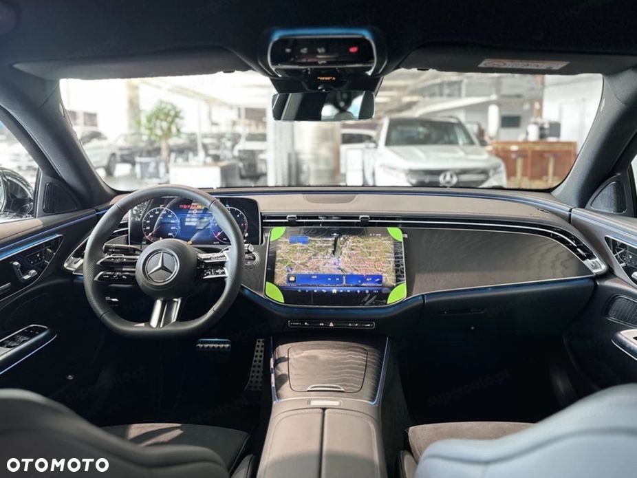 Mercedes-Benz Klasa E 220 d mHEV 4-Matic AMG 9G-Tronic - 11