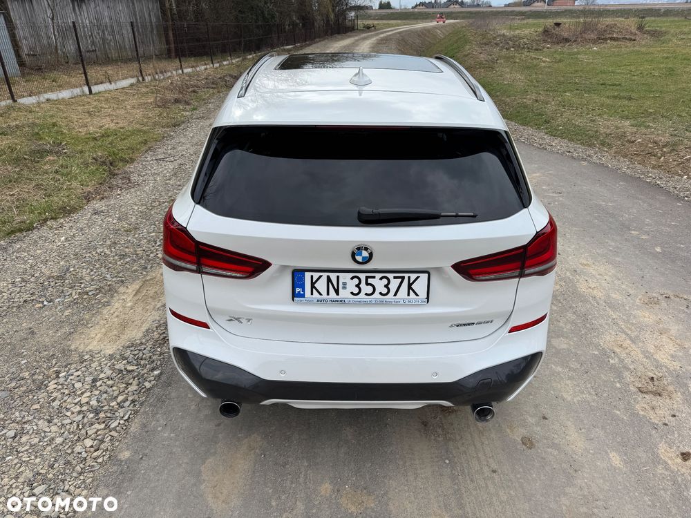 BMW X1 xDrive28i Sport Line - 10