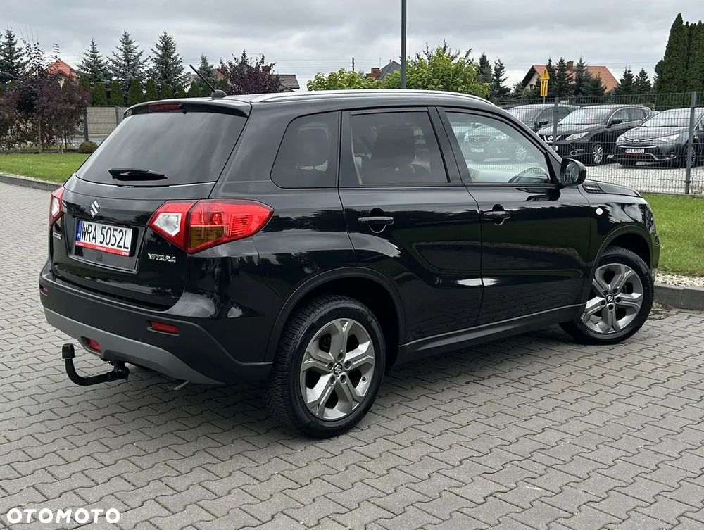 Suzuki Vitara 1.6 Premium 2WD - 23