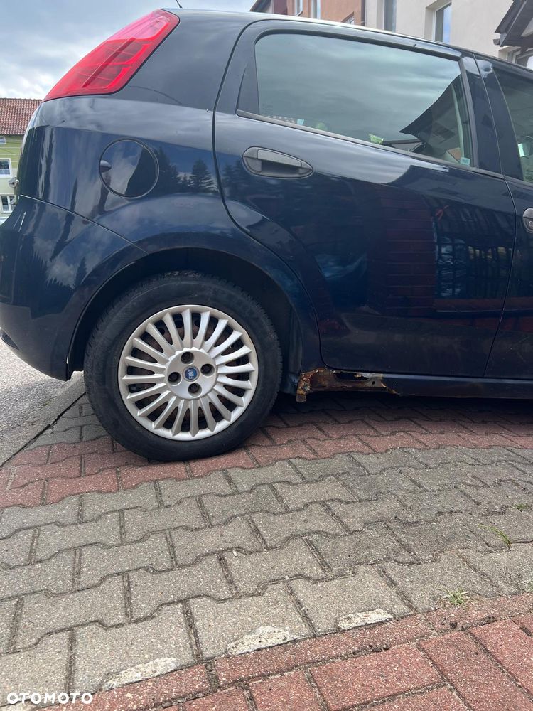 Fiat Punto - 16