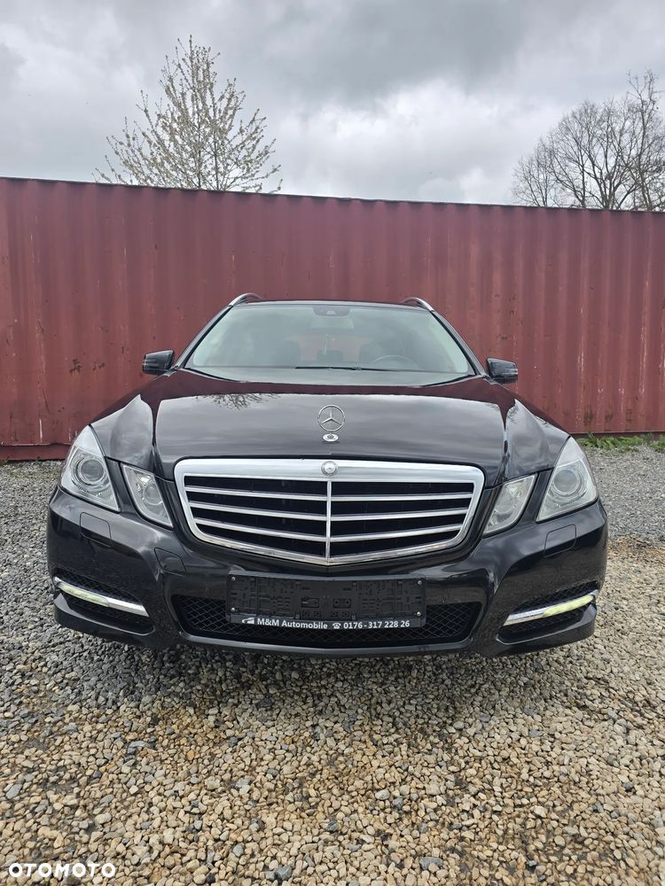 Mercedes-Benz Klasa E 220 CDI DPF BlueEFFICIENCY 7G-TRONIC Avantgarde - 3