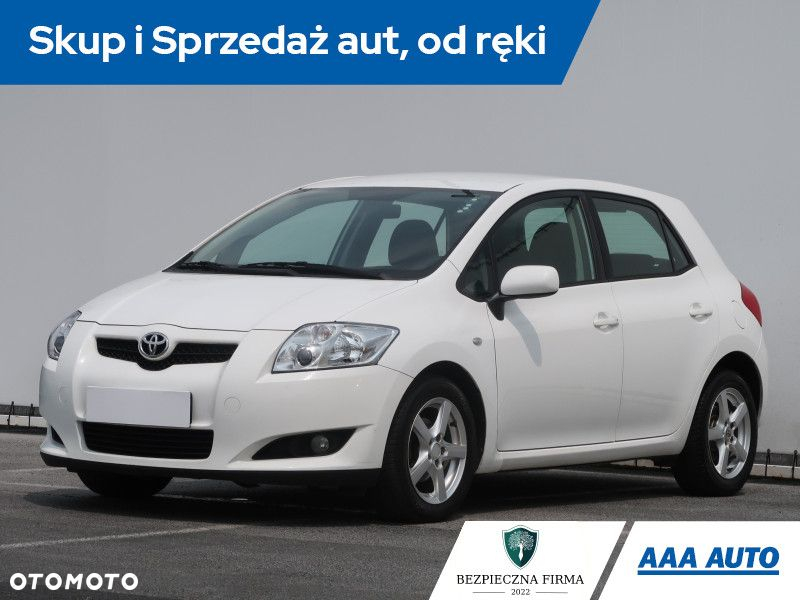 Toyota Auris - 2