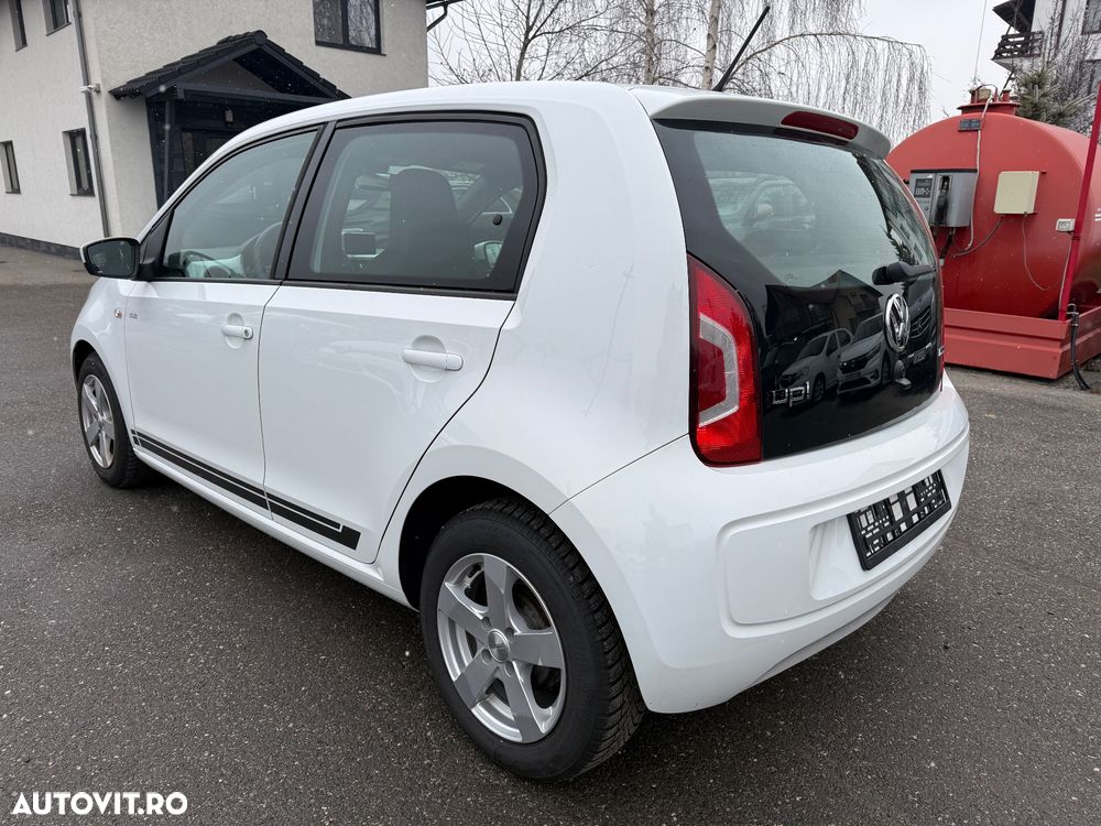 Volkswagen up! BlueMotion Technology club - 12