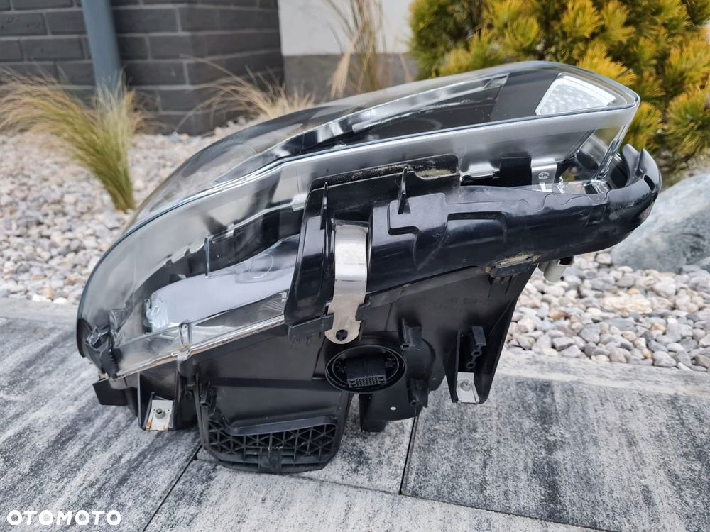 BMW 5 M5 F10 F11 LIFT LCI Lampy przód Full Led Adaptive 735248108 742414601 - 12