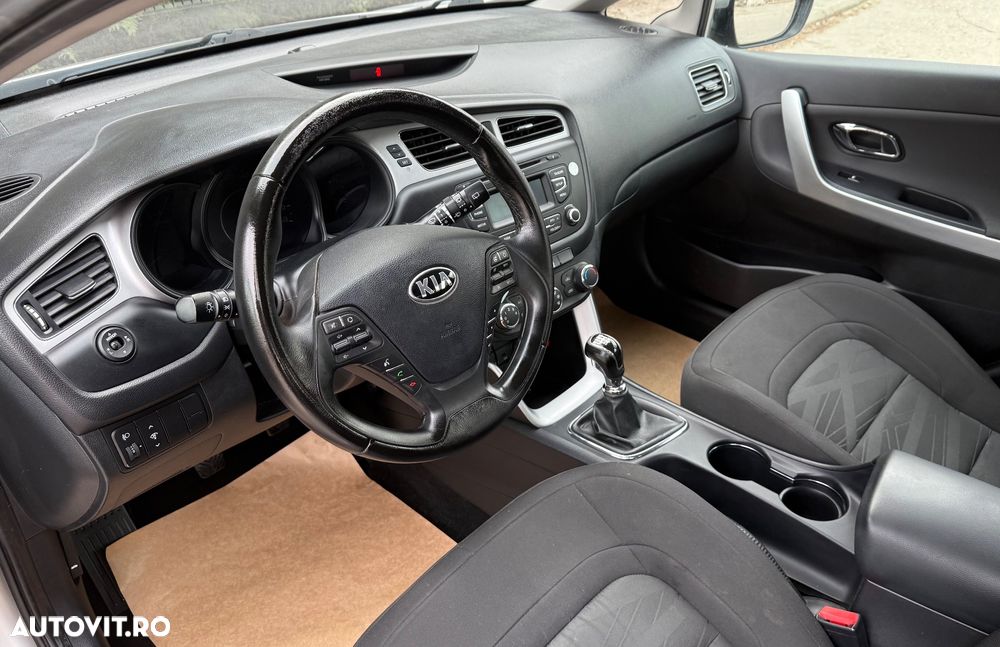 Kia Ceed 1.4 CRDi 90 Edition 7 - 21