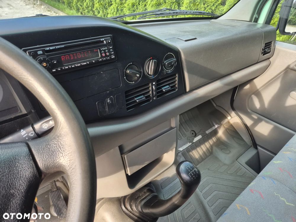 Volkswagen LT46 2.5Tdi 109KM/ Kontener 4.2m/ - 8