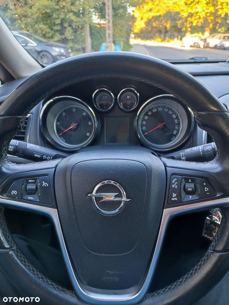 Opel Astra 1.7 CDTI - 8