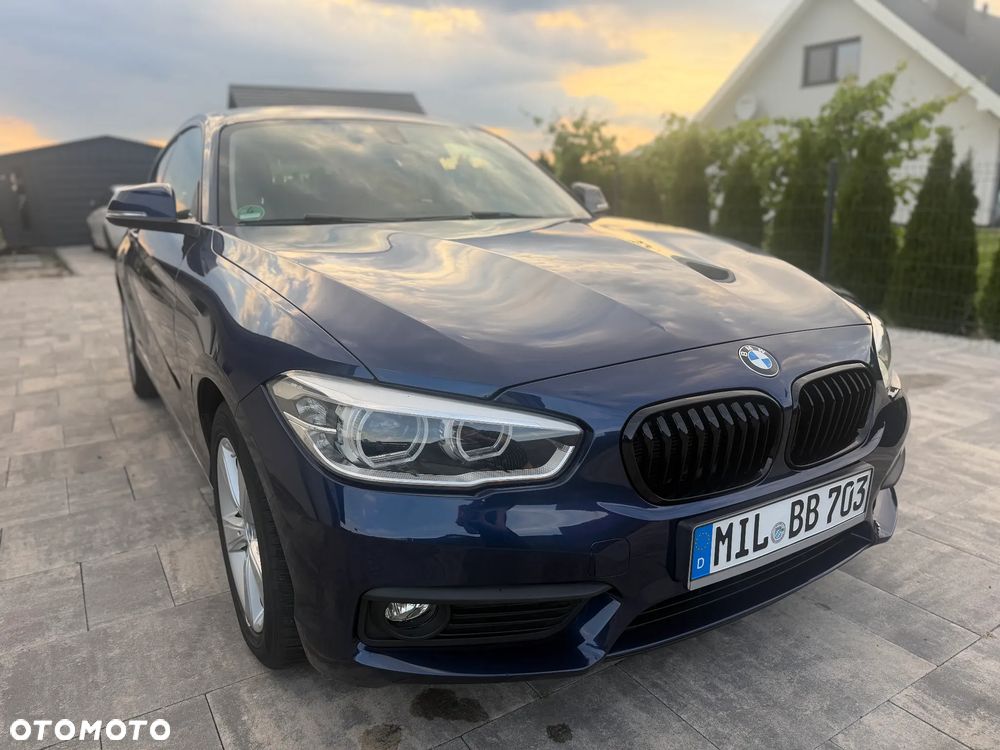 BMW Seria 1 116i - 23