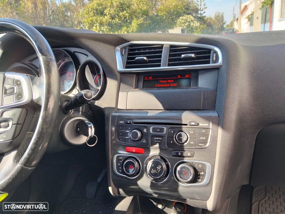 Citroën C4 1.6 HDi Exclusive - 5
